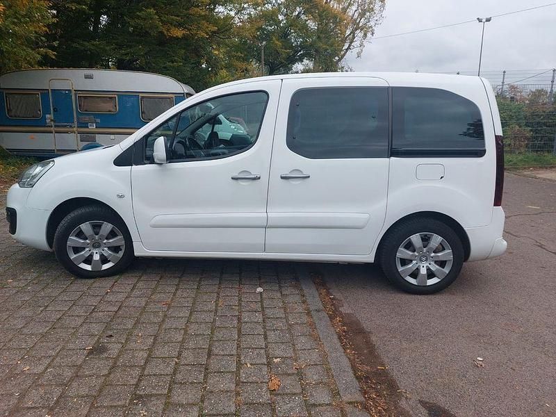 Gebraucht Citroën Berlingo 99 PS (72 kW) 2018 Weiß Van / Kleinbus