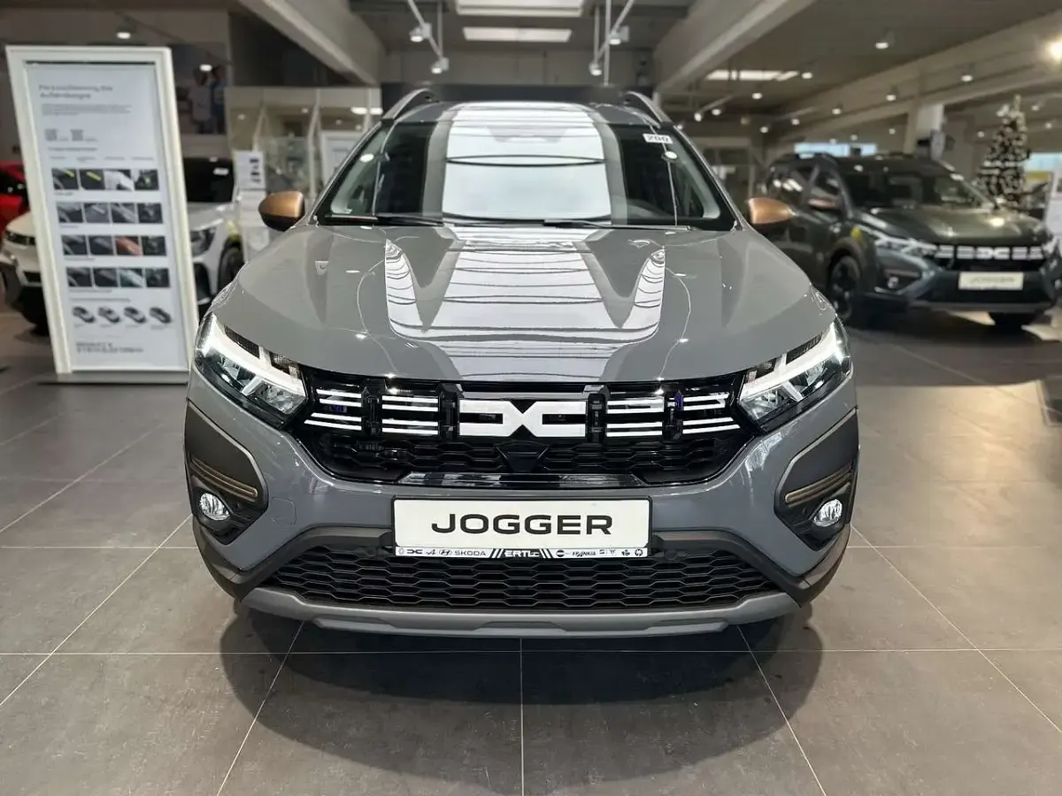 Neu Dacia Jogger Extreme 110 PS (80 kW) 2025 Schiefergrau Van / Kleinbus