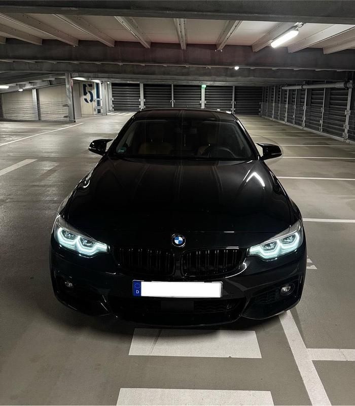 Schwarz Gebraucht 2017 BMW 440 Sport Line Coupé | 29.900 € (Fairer Preis) - Bild 1/4
