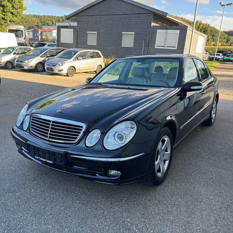 Gebraucht Mercedes E280 Avantgarde 190 PS (139 kW) 2005 Schwarz Limousine