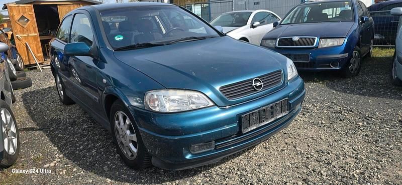 Gebraucht Opel Astra 85 PS (62 kW) 2001 Blau Kleinwagen