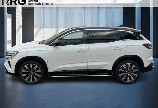 Gebraucht Renault Austral Techno 158 PS (116 kW) 2022 Weiss qnc+schwarz gne SUV