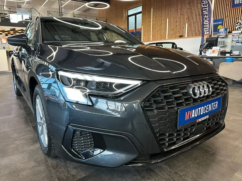 Gebraucht Audi A3 Advanced Plus 150 PS (110 kW) 2023 Grau Limousine