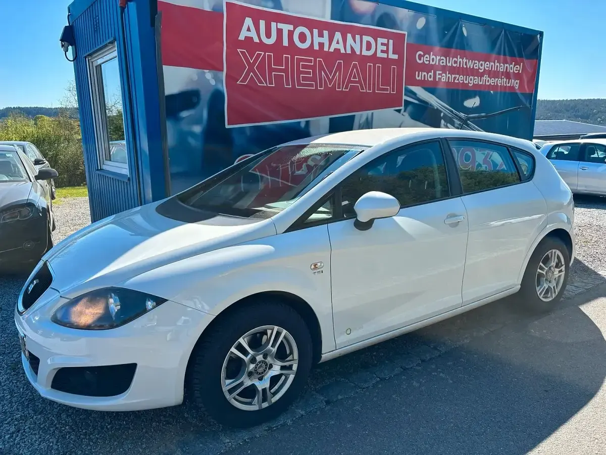 Usata Seat Leon 105 CV (77 kW) 2012 Bianco Berlina