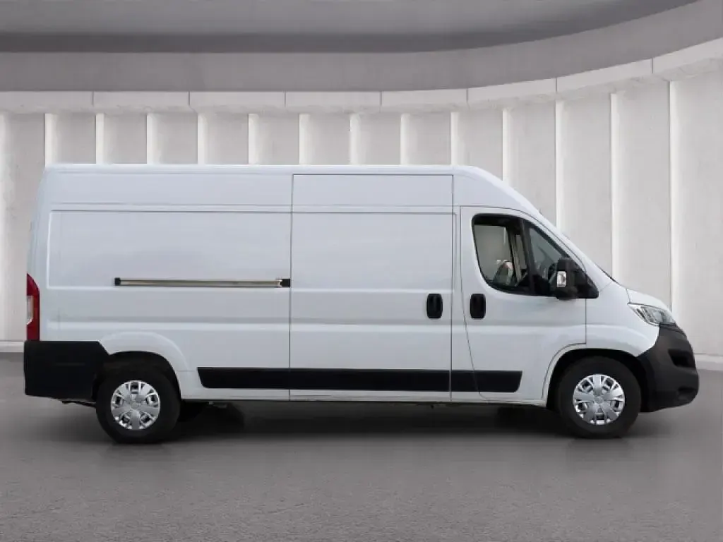 Gebraucht Opel Movano 165 PS (121 kW) 2022 Casablancaweißweiss Van
