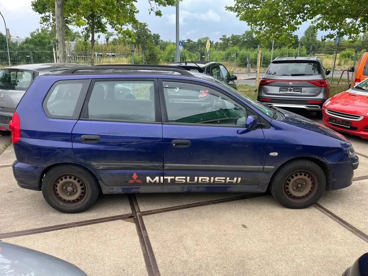 Gebraucht Mitsubishi Space Star 98 PS (72 kW) 2004 Blau Van / Kleinbus