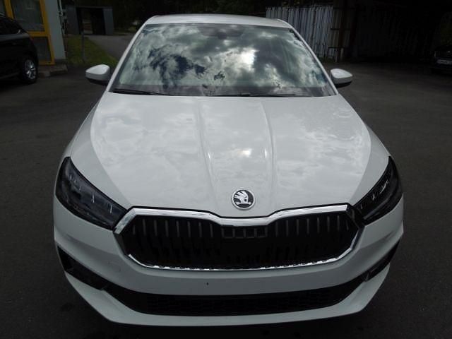 Neu Skoda Fabia Selection 95 PS (69 kW) 2025 Candyweiß Kleinwagen