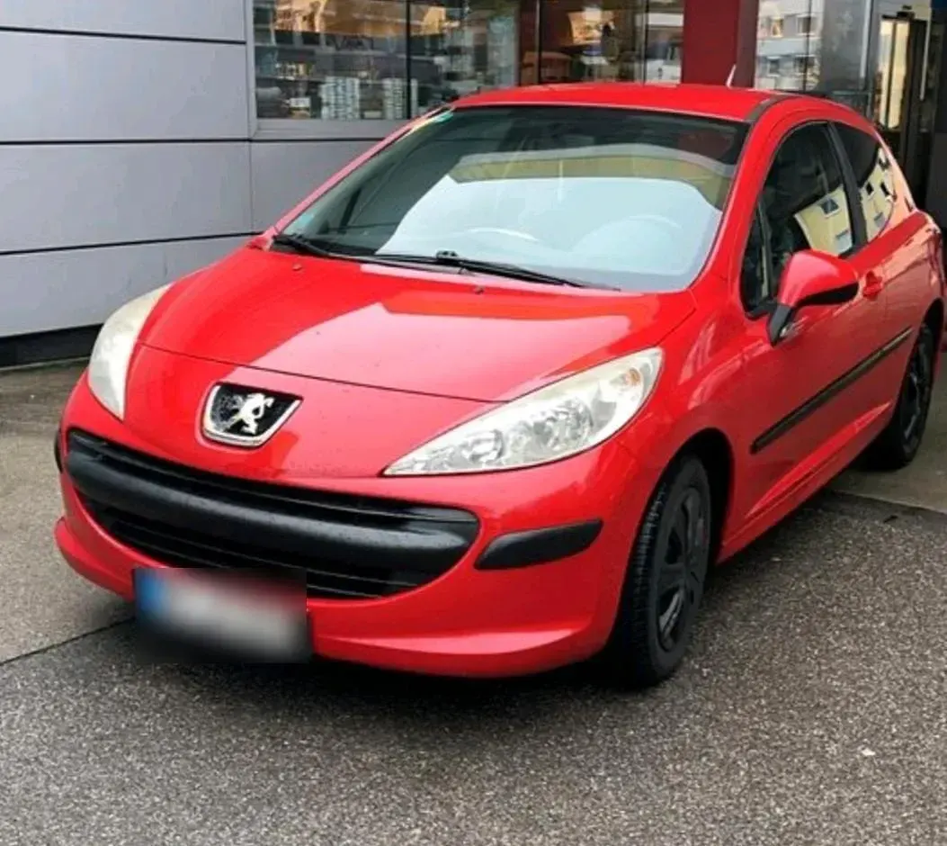 Gebraucht Peugeot 207 74 PS (54 kW) 2006 Rot Kleinwagen