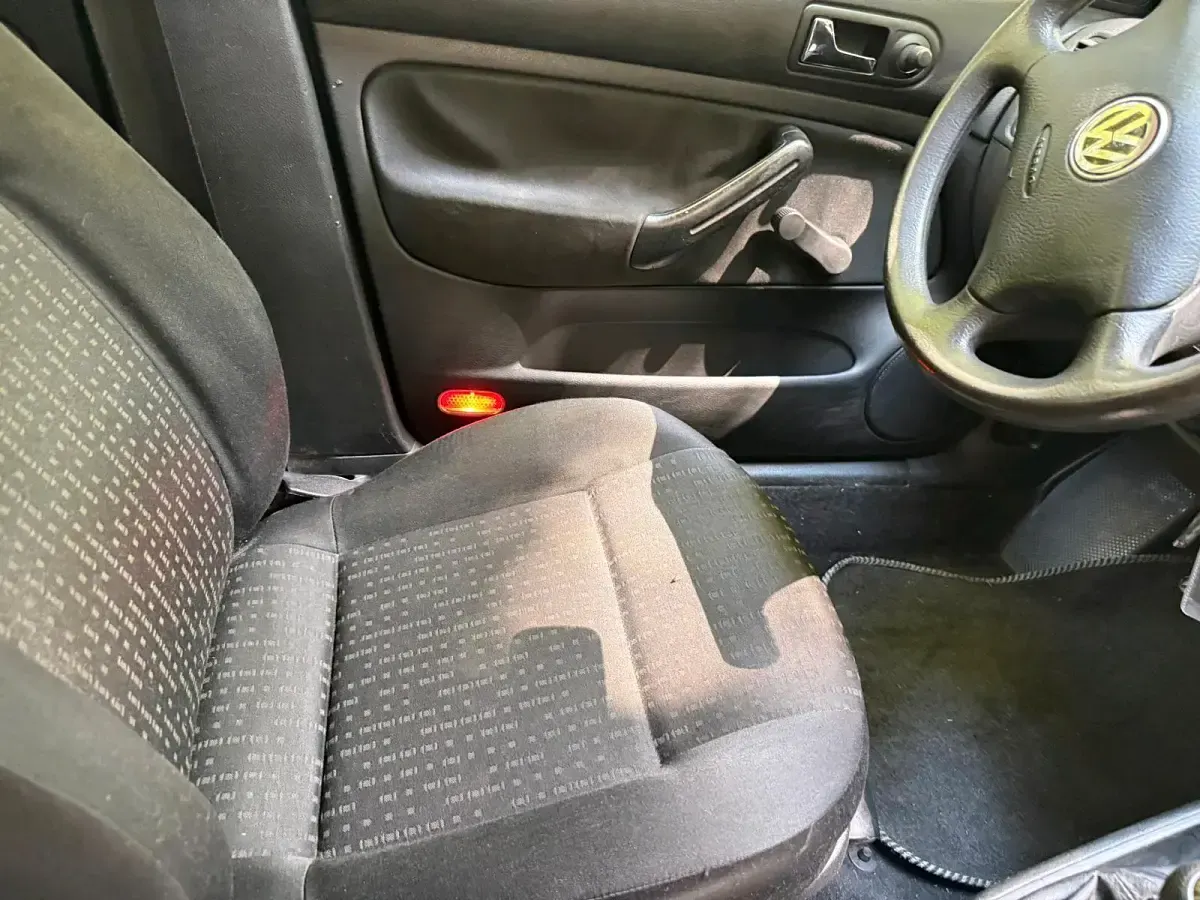 Gebraucht VW Golf IV 105 PS (77 kW) 2002 Blau Limousine