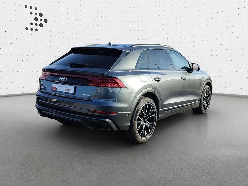Gebraucht Audi Q8 S-Line 340 PS (250 kW) 2022 Grau SUV