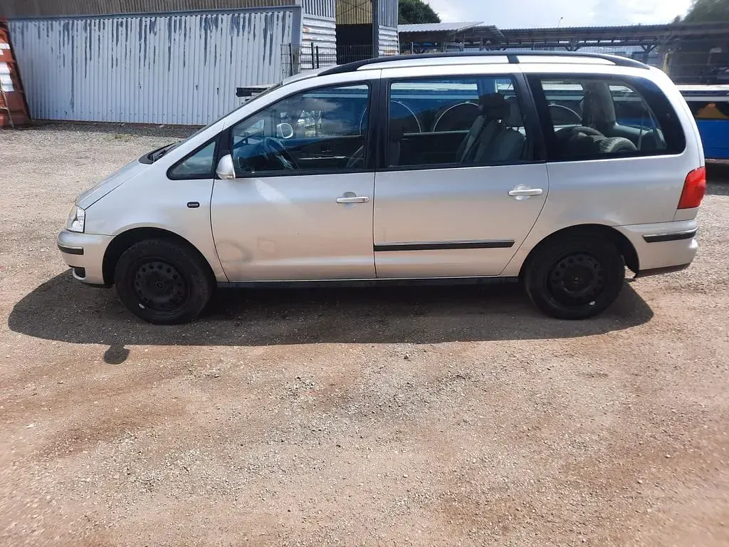 Gebraucht VW Sharan Highline 116 PS (85 kW) 2006 Silber Van / Kleinbus