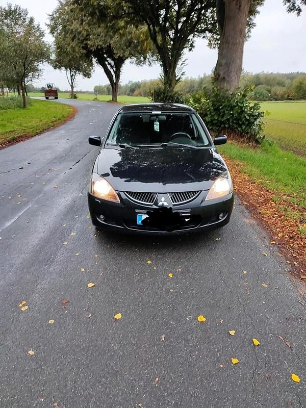 Gebraucht Mitsubishi Lancer 98 PS (72 kW) 2004 Schwarz Kombi