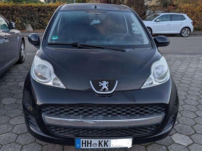 Gebraucht Peugeot 107 Filou 68 PS (50 kW) 2010 Schwarz Kleinwagen
