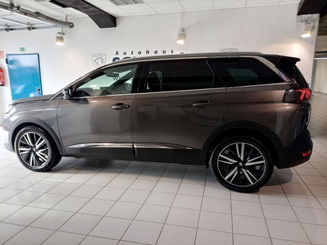Grau Gebraucht 2021 Peugeot 5008 GT Van / Kleinbus | 32.990 € (Fairer Preis) - Bild 1/4