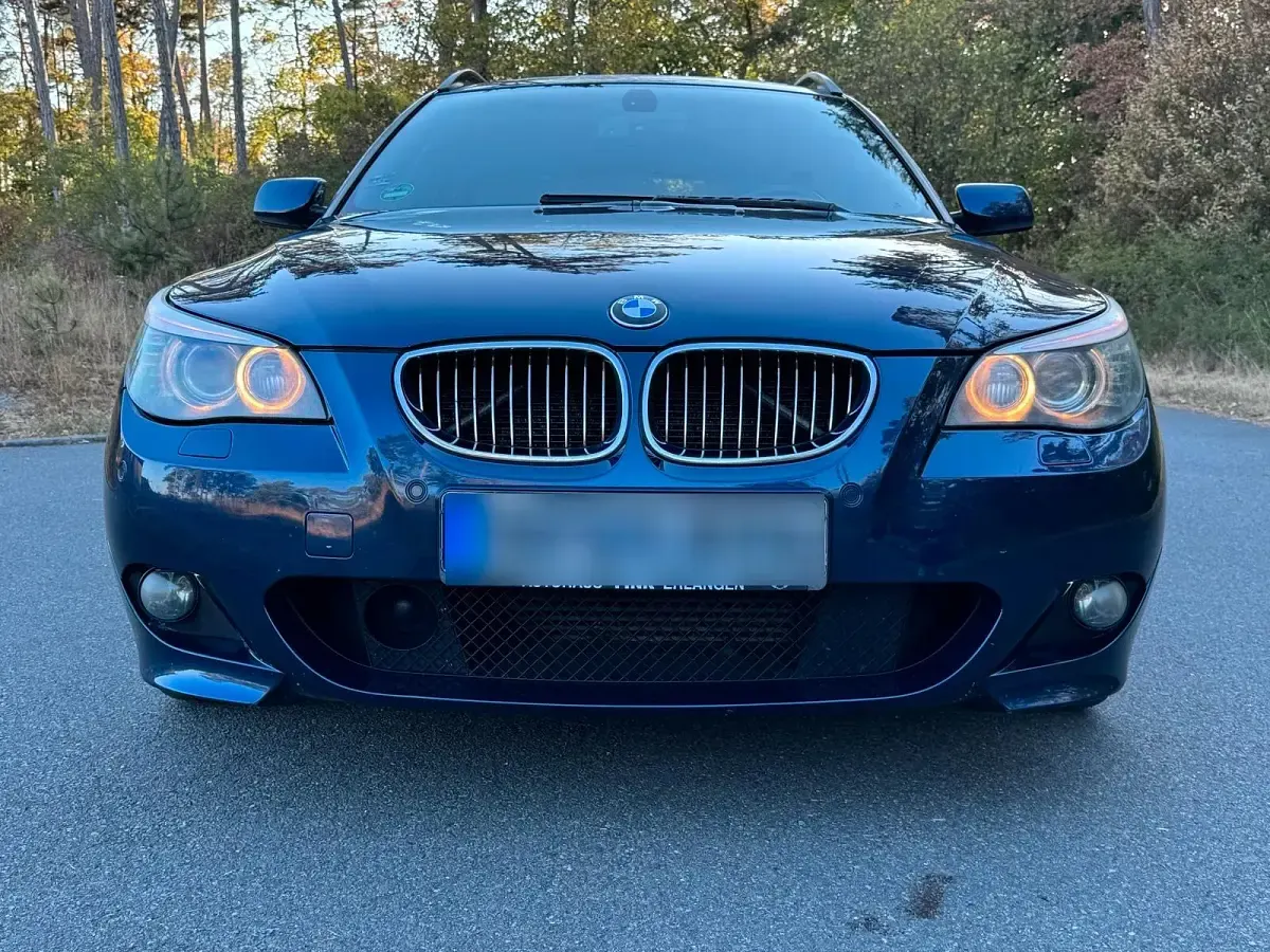 Gebraucht BMW 530 M Sport 235 PS (172 kW) 2008 Blau Kombi