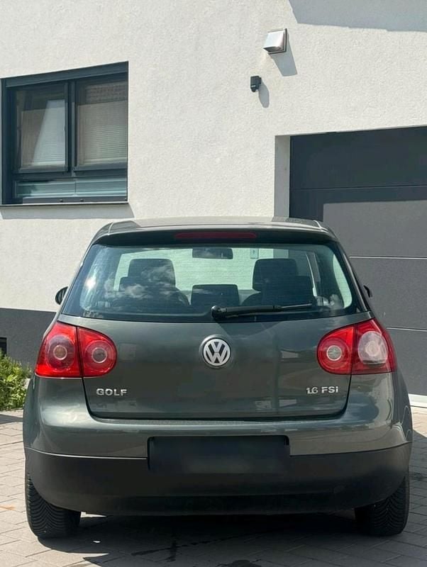 Gebraucht 2004 VW Golf V Kleinwagen | 1.100 € (Superpreis) - Bild 1/4