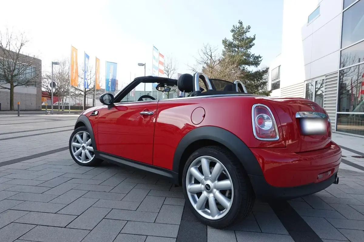 Käytetty Mini Cooper Cabriolet 122 HP (89 kW) 2012 Punainen Avoauto