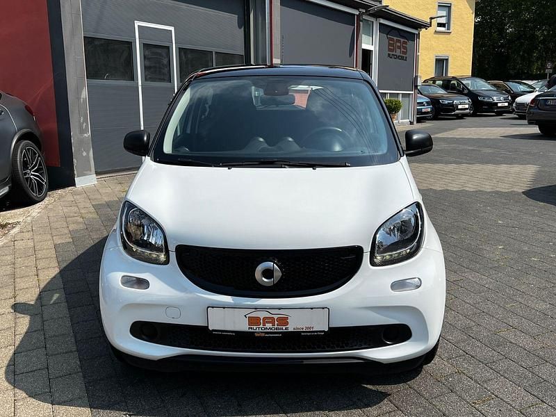 Gebraucht Smart ForFour Passion 90 PS (66 kW) 2016 Schwarz Kleinwagen