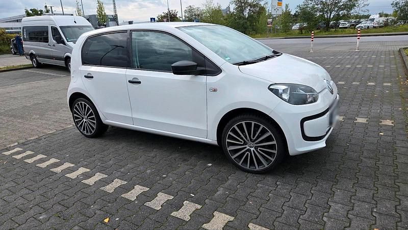 Gebraucht VW up! 60 PS (44 kW) 2015 Weiß Kleinwagen