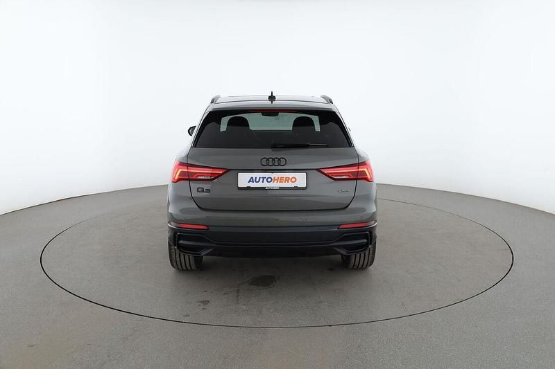Gebraucht Audi Q3 S-Line 230 PS (169 kW) 2019 Grau SUV