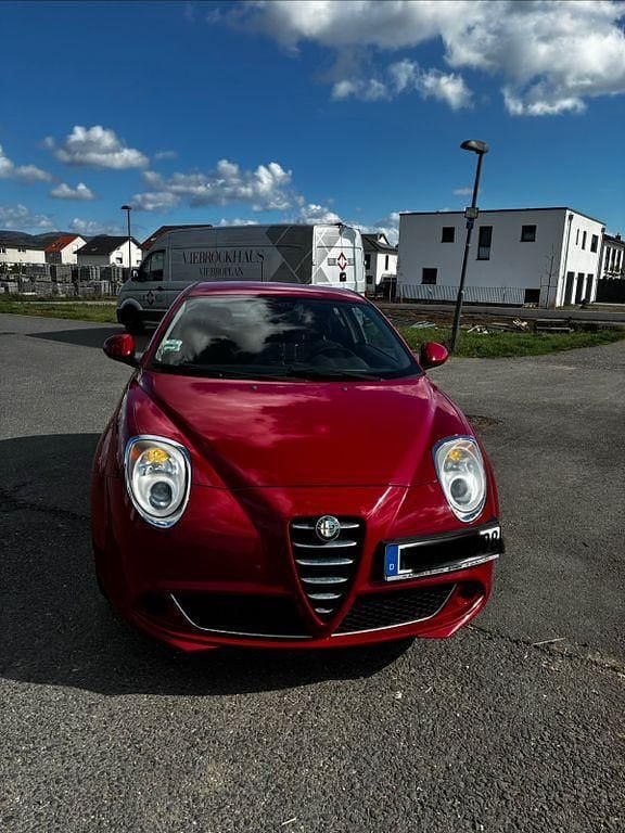 Gebraucht Alfa Romeo MiTo 95 PS (69 kW) 2009 Rot Kleinwagen