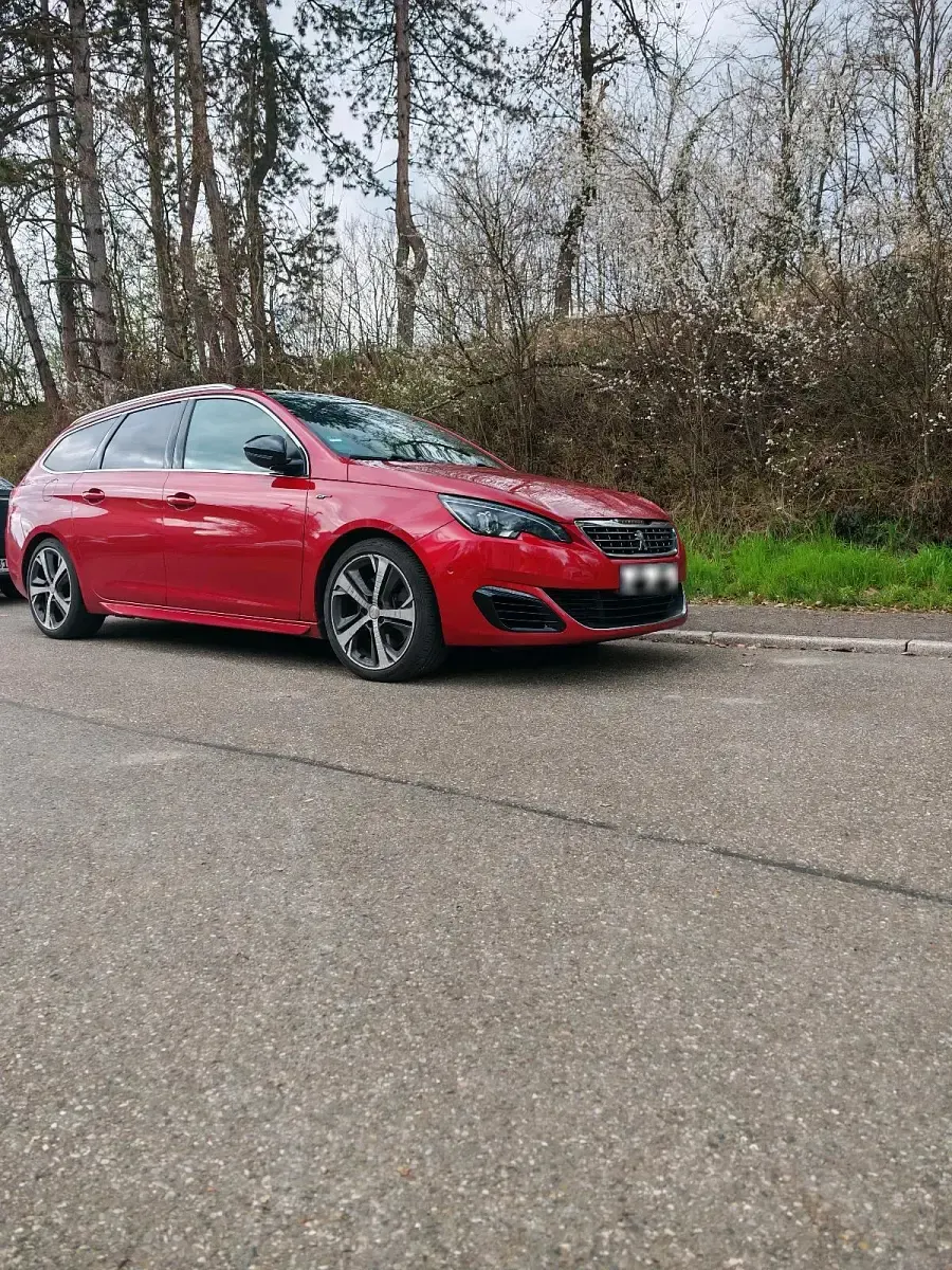 Gebraucht Peugeot 308 181 PS (133 kW) 2016 Rot Kombi