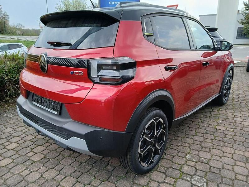 Neu Citroën e-C3 83 kW (113 PS) 2026 Rot Limousine