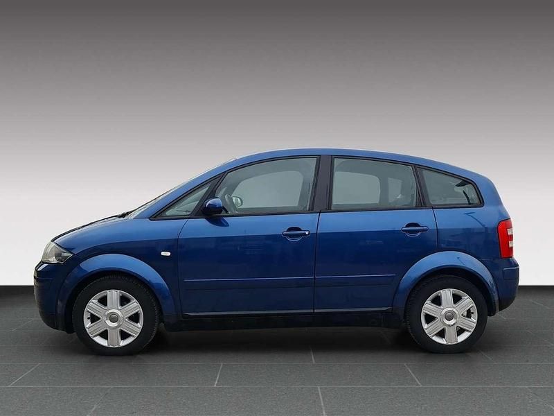Gebraucht Audi A2 75 PS (55 kW) 2005 Blau Kleinwagen