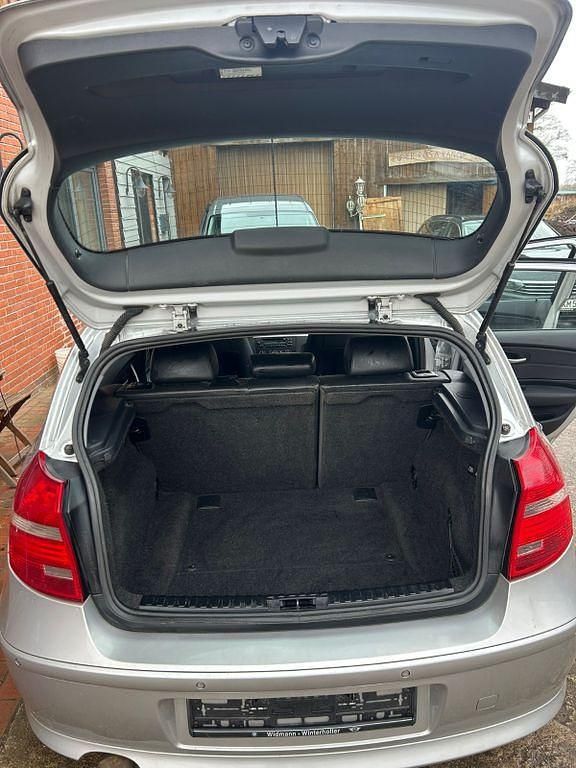 Gebraucht BMW 118 143 PS (105 kW) 2007 Silber Kleinwagen