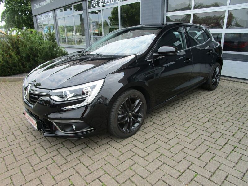 Schwarz Gebraucht 2016 Renault Mégane IV Life Limousine | 9.990 € (Fairer Preis) - Bild 1/4
