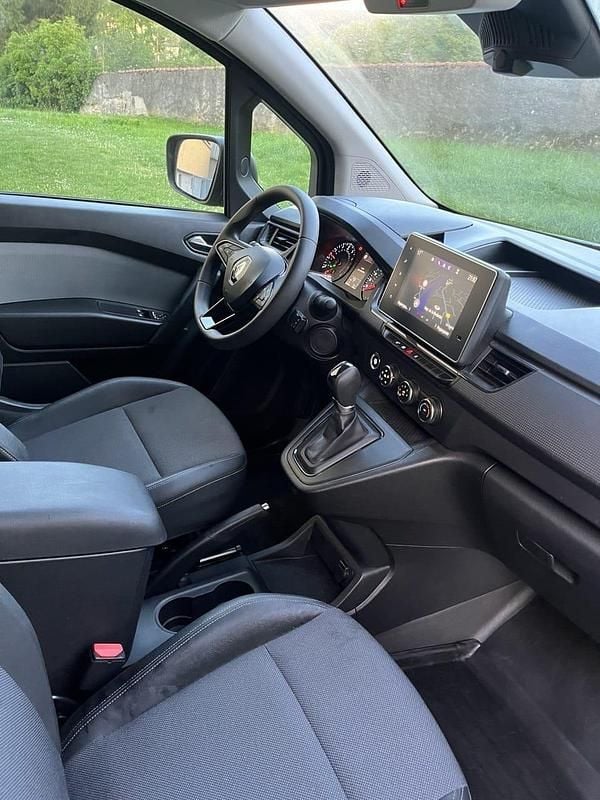 Gebraucht Renault Kangoo 95 PS (69 kW) 2023 Grau Van / Kleinbus