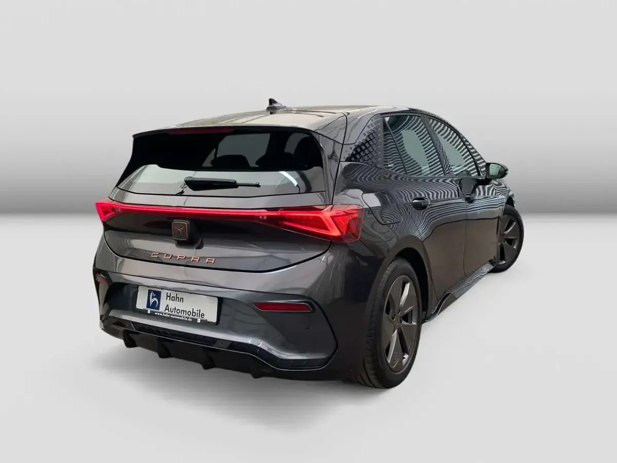 Second-hand Cupra Born 150 kW (204 CP) 2023 Gri Hatchback