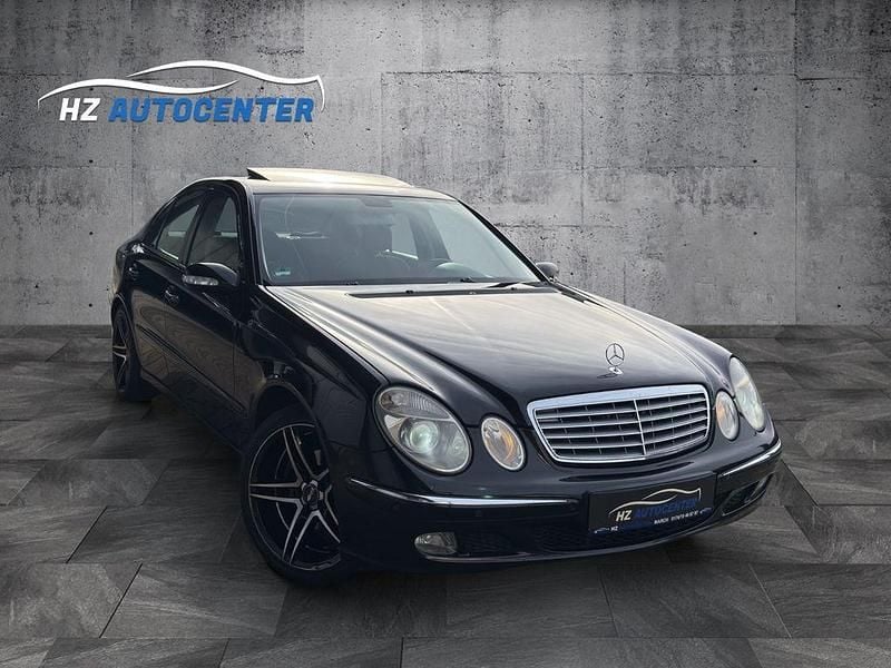 Gebraucht Mercedes E200 163 PS (119 kW) 2004 Schwarz Limousine