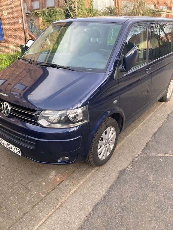 Second-hand VW T5 179 CP (131 kW) 2011 Albastru Van