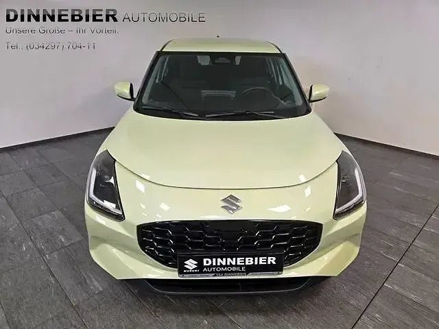 Neu Suzuki Swift Comfort+ 83 PS (61 kW) 2026 Gelb Kleinwagen