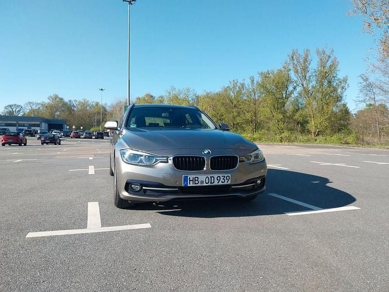Gebraucht BMW 318 150 PS (110 kW) 2019 Gold Kombi