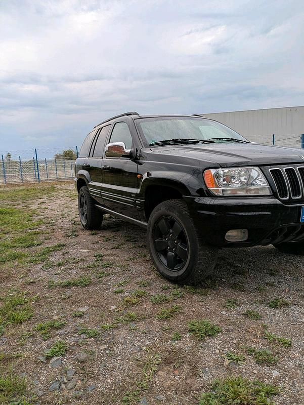 Schwarz Gebraucht 2001 Jeep Grand Cherokee SUV | 6.999 € - Bild 1/4