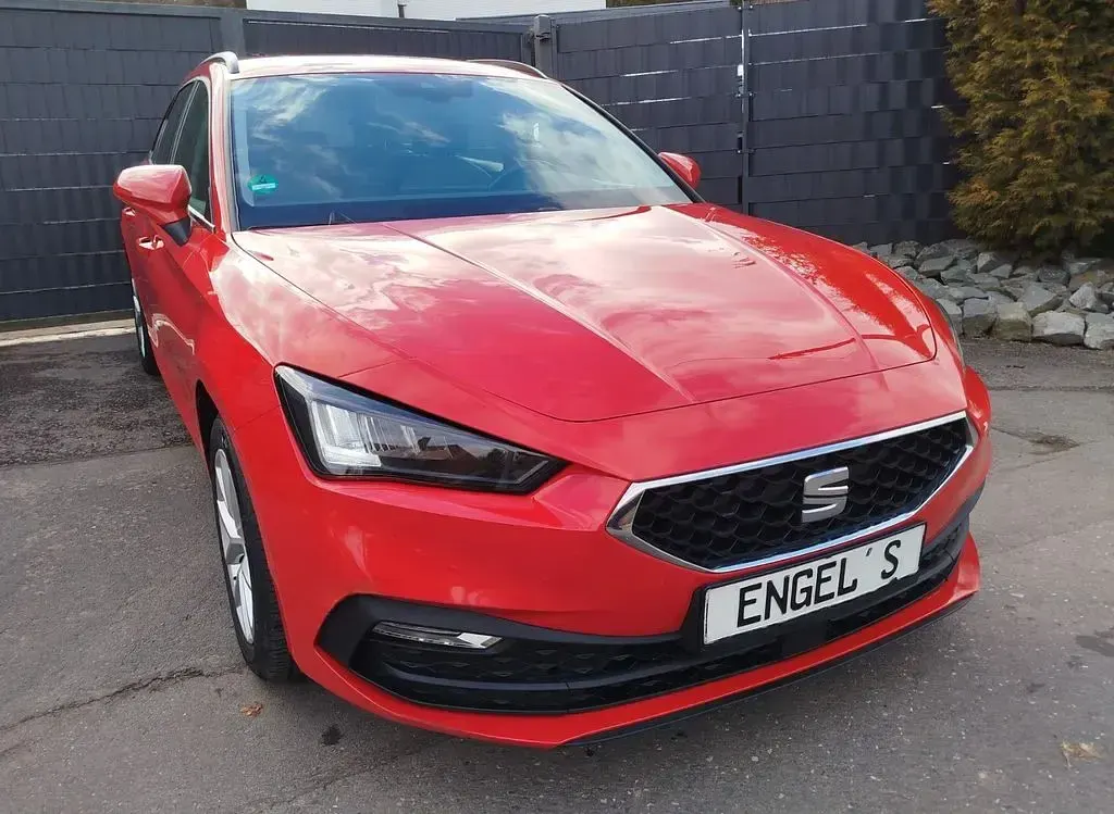 Gebraucht Seat Leon 116 PS (85 kW) 2021 Rot Limousine
