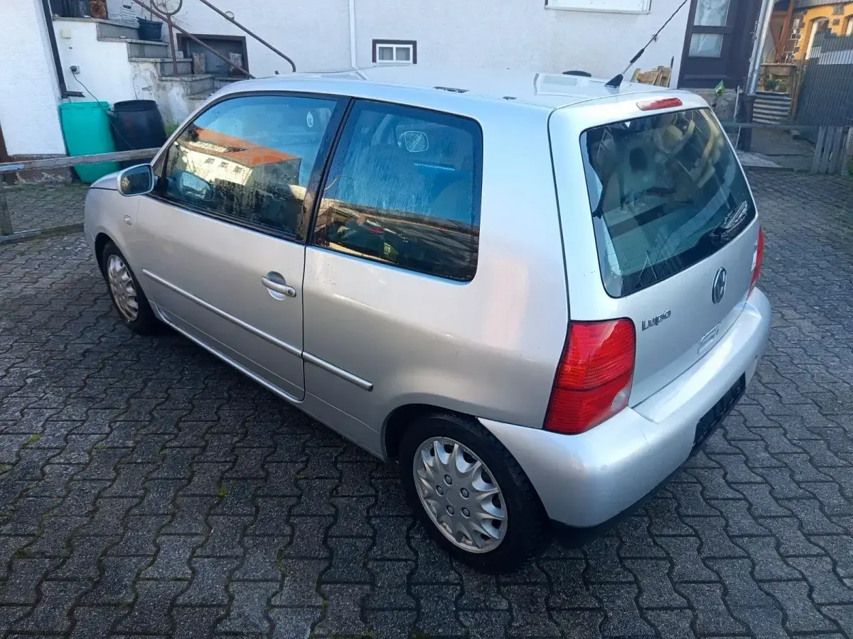 Gebraucht VW Lupo 75 PS (55 kW) 2001 Silber Kleinwagen