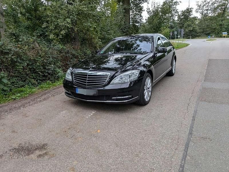 Gebraucht Mercedes S550 382 PS (280 kW) 2011 Schwarz Limousine