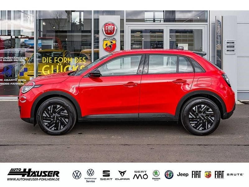 Gebraucht Fiat 600E Red 114 kW (156 PS) 2024 Rot SUV