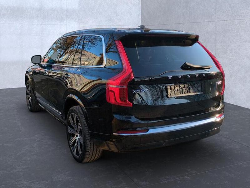 Second-hand Volvo XC90 Ultimate 235 CP (172 kW) 2022 Negru SUV