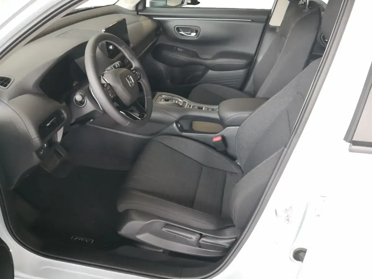 Neu Honda ZR-V Elegance 184 PS (135 kW) 2026 Weiß SUV