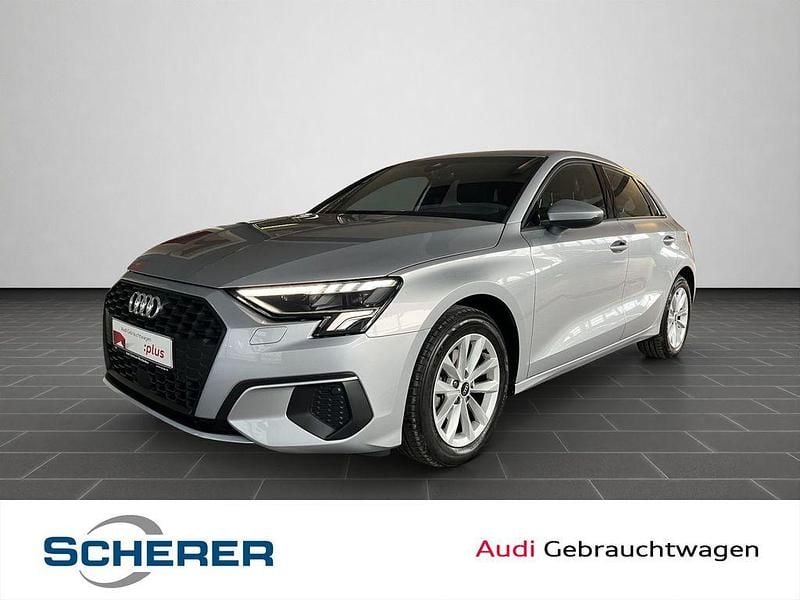 Florettsilber metallic Gebraucht 2024 Audi A3 Basis Limousine | 26.880 € (Superpreis) - Bild 1/4