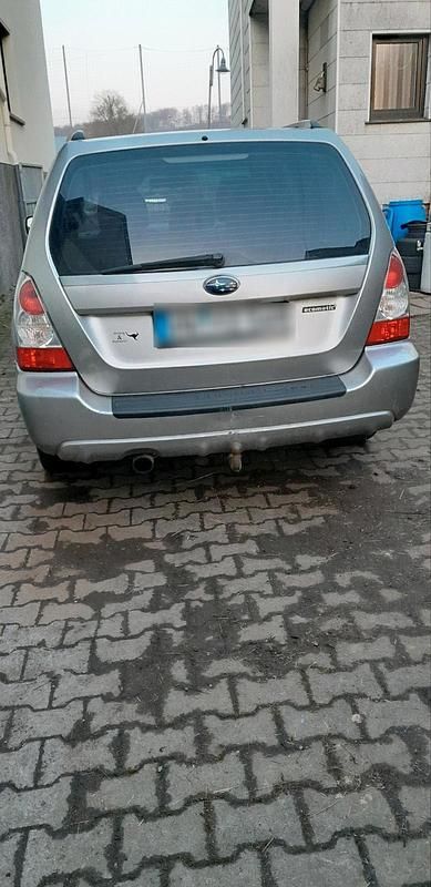 Gebraucht Subaru Forester 157 PS (115 kW) 2006 Silber SUV