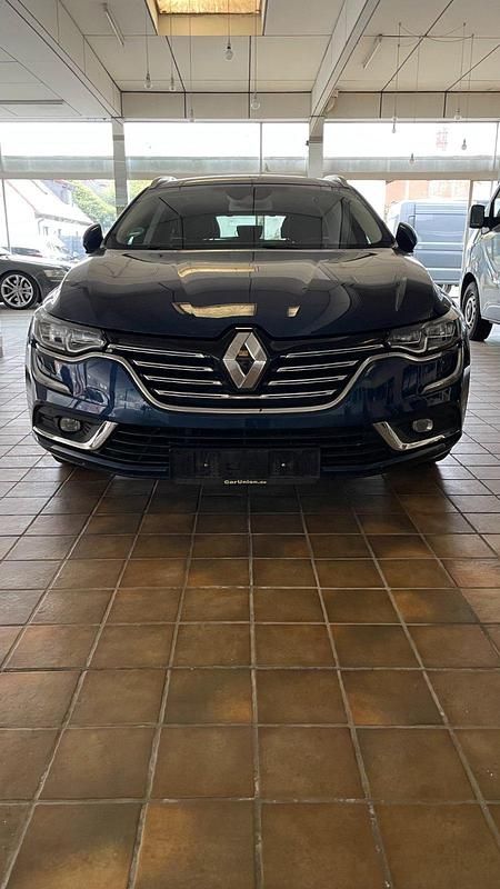 Blau Gebraucht 2017 Renault Talisman Kombi | 20.000 € (Teuer) - Bild 1/4
