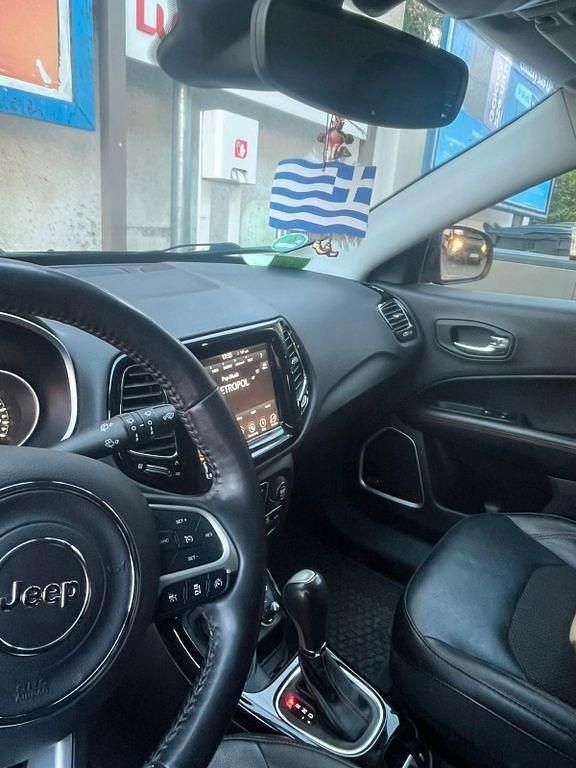 Gebraucht Jeep Compass Limited 170 PS (125 kW) 2019 Schwarz SUV