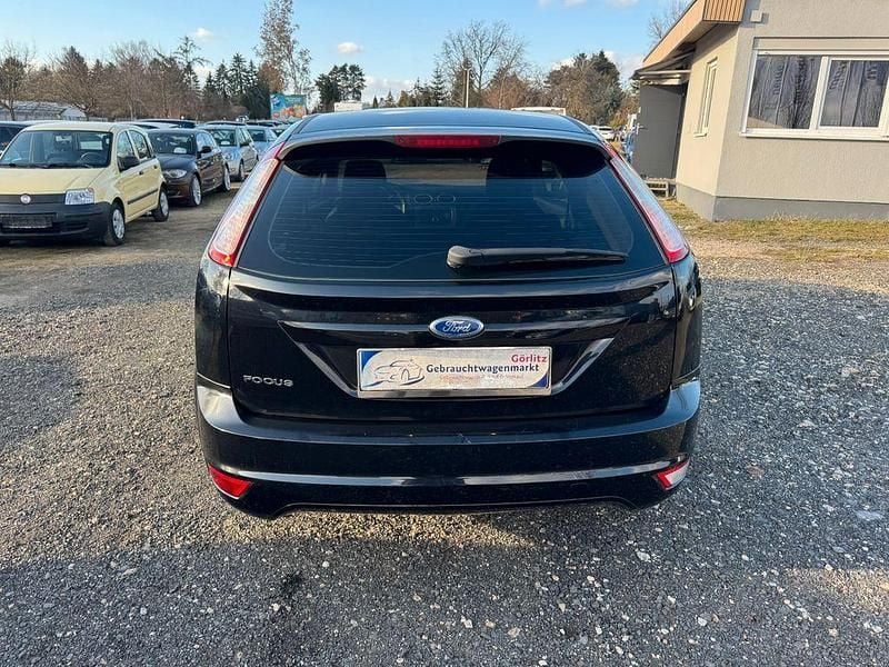 Gebraucht Ford Focus Style 101 PS (74 kW) 2010 Schwarz Limousine