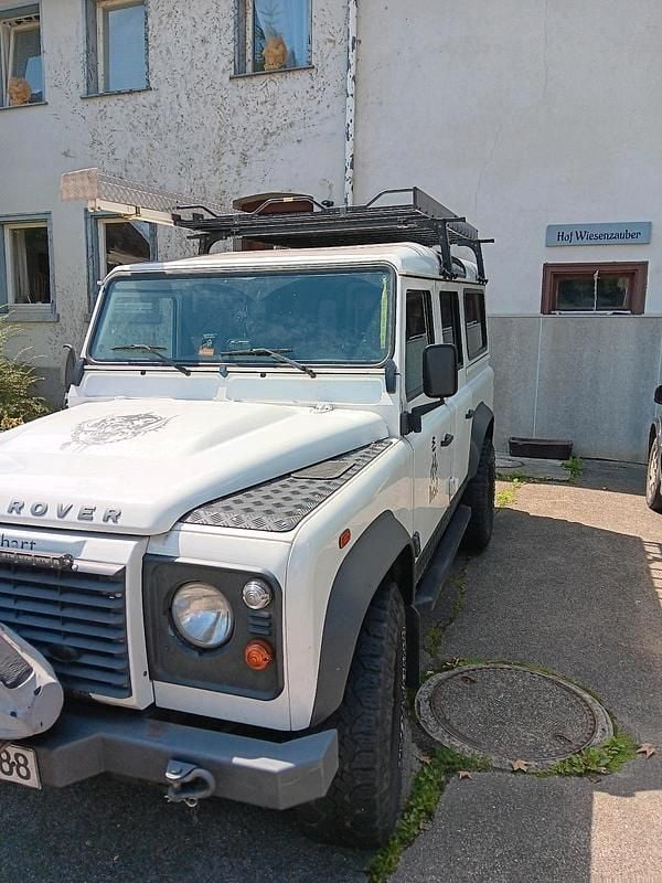 Weiß Gebraucht 2012 Land Rover Defender SUV | 51.500 € - Bild 1/4