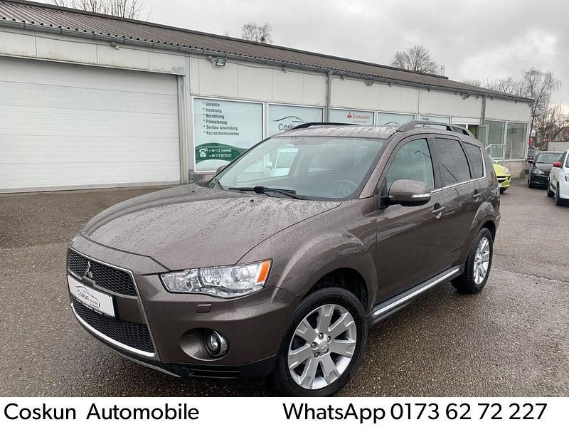 Braun Gebraucht 2011 Mitsubishi Outlander SUV | 7.990 € (Fairer Preis) - Bild 1/4
